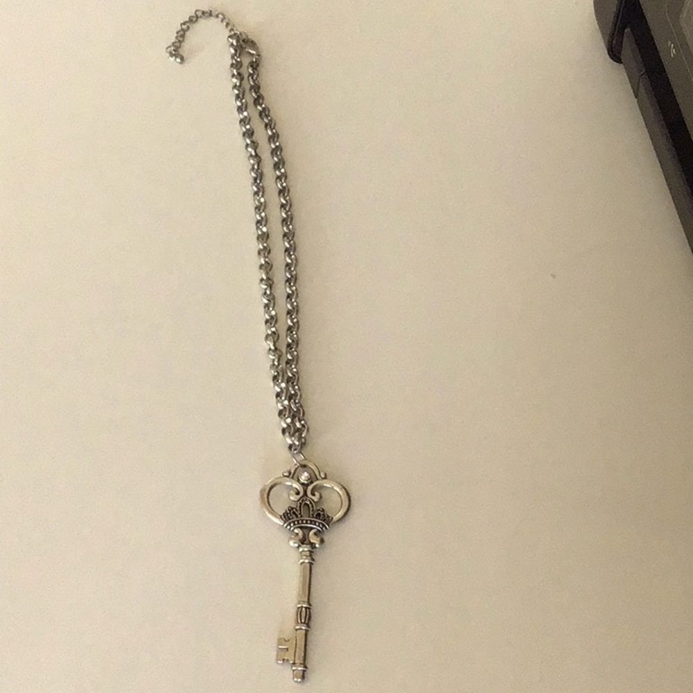 necklace-silver tone
